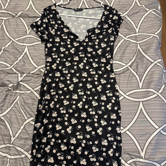 SHEIN Dresses & Skirts - Flower dress